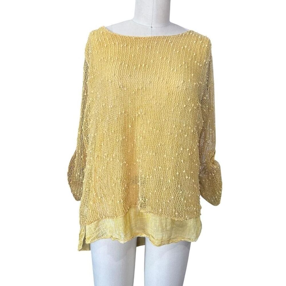 Unbranded Women's Yellow and Gold Shirt